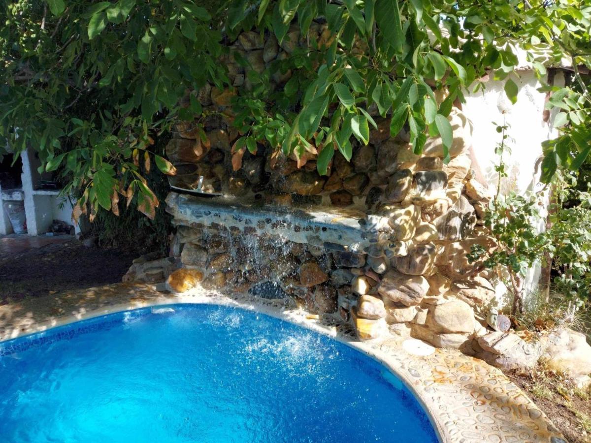 Cueva El Guindas バサ エクステリア 写真
